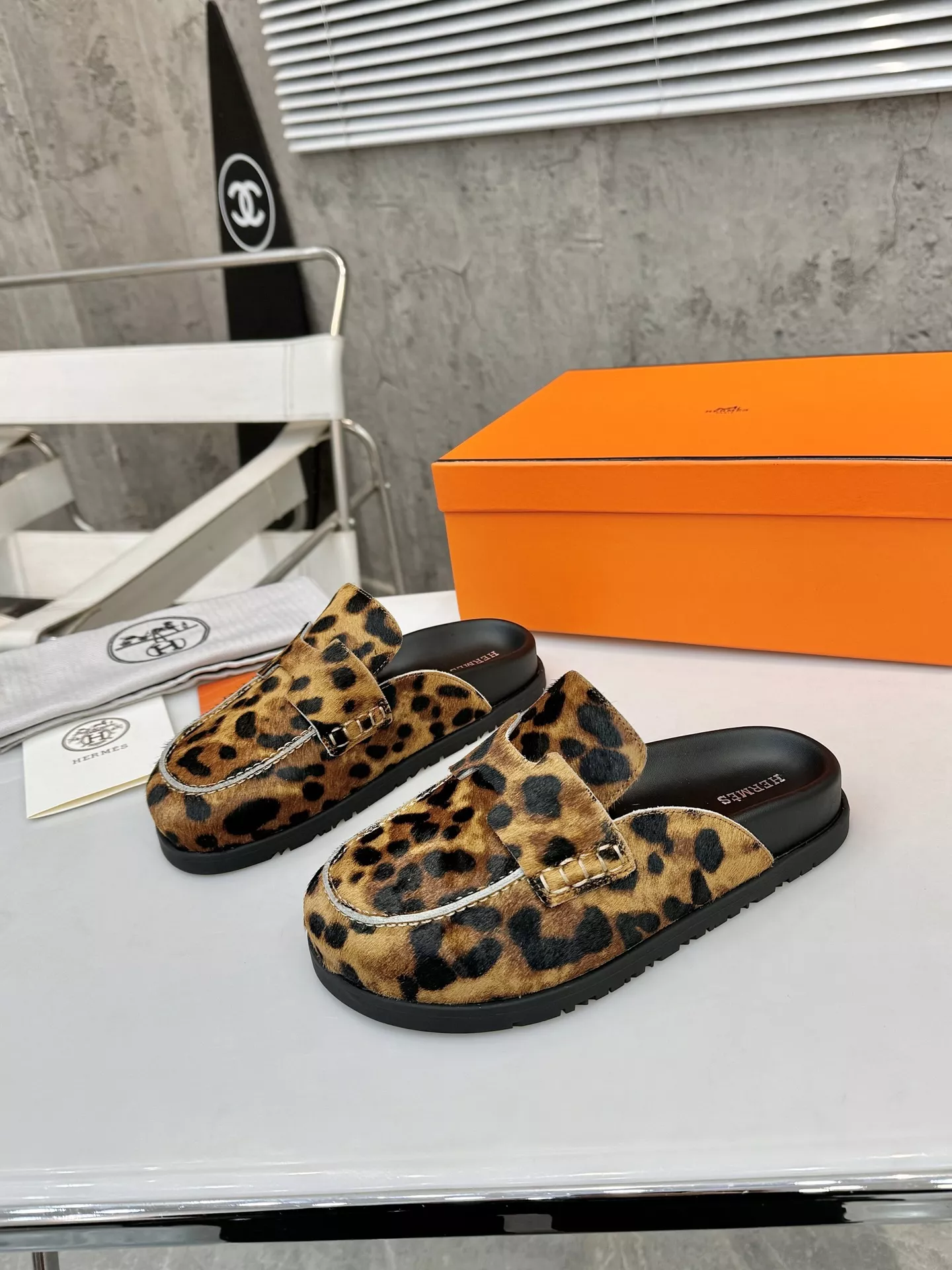 Hermes Slippers For Men Trendy 456