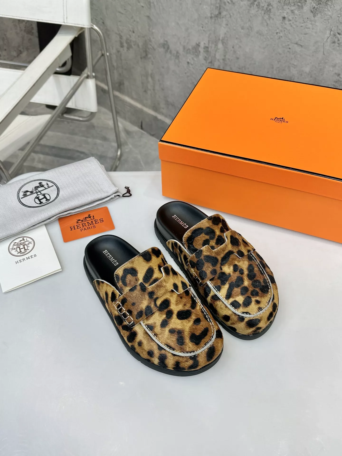 Hermes Slippers For Men Trendy 456