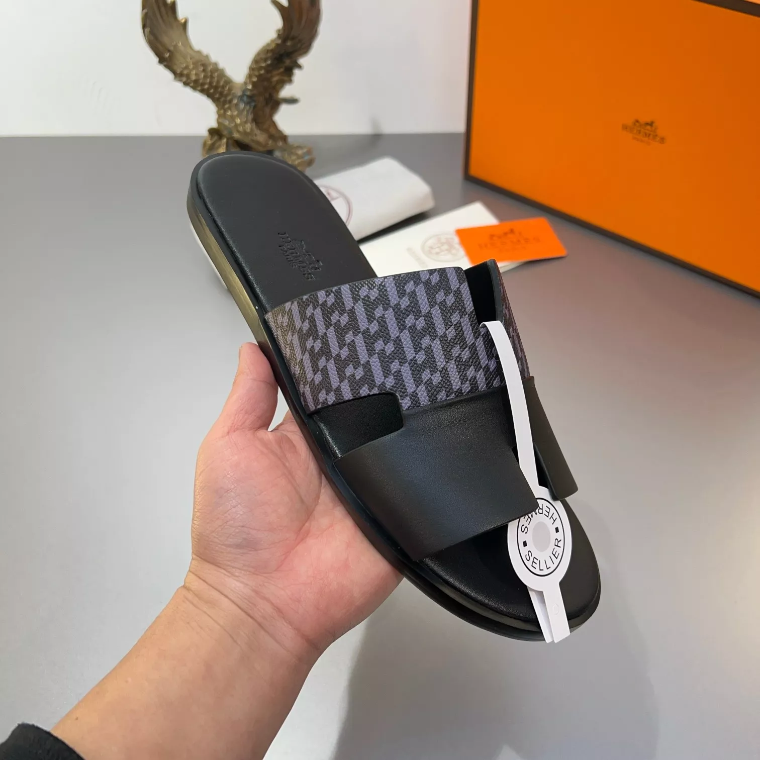 Hermes Slippers For Men Trendy 5451