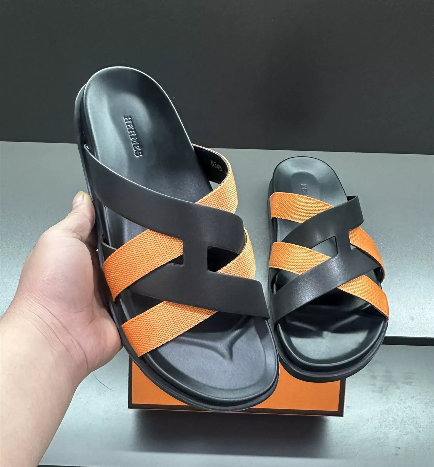 Hermes Slippers For Men Versatile 1579