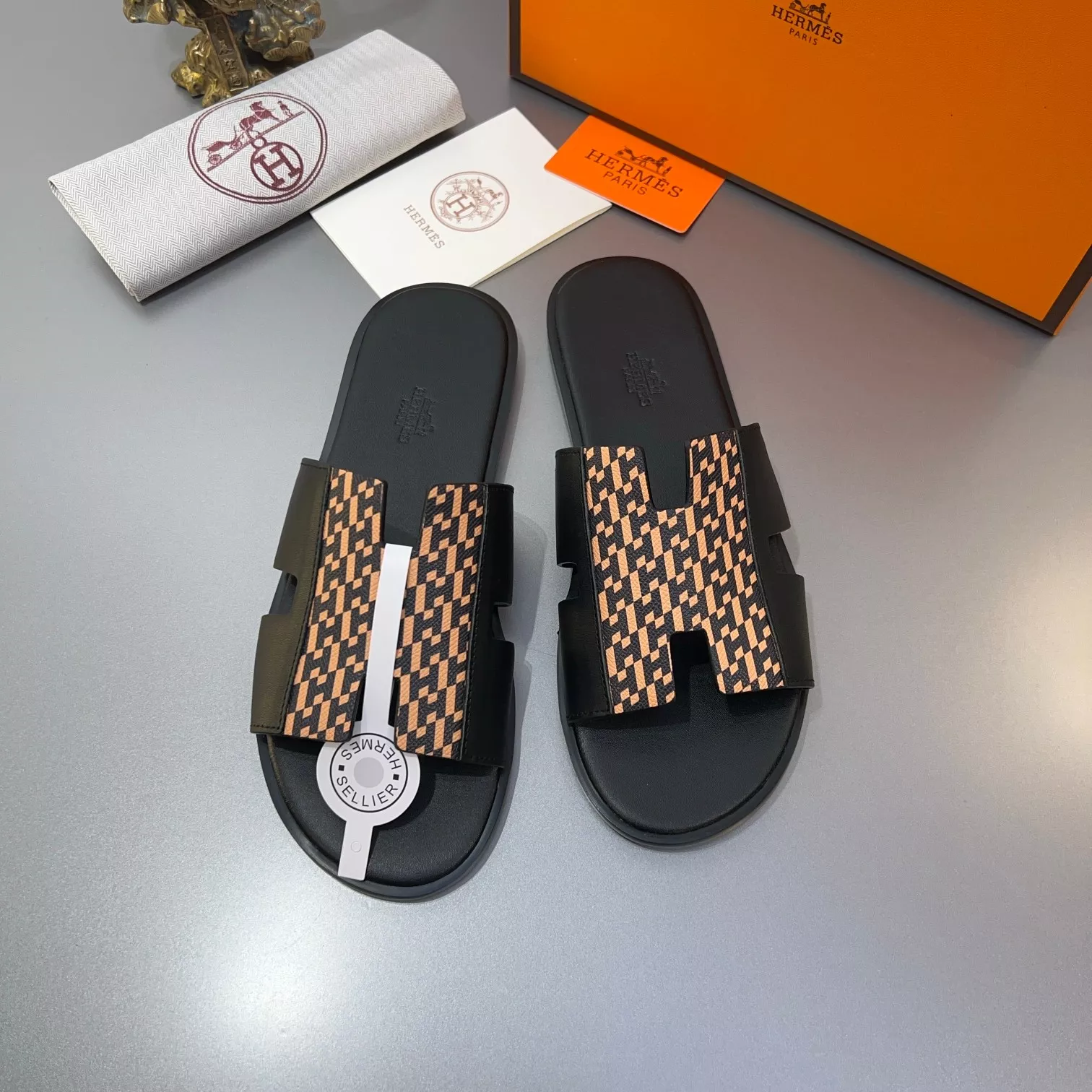 Hermes Slippers For Men Versatile 4803