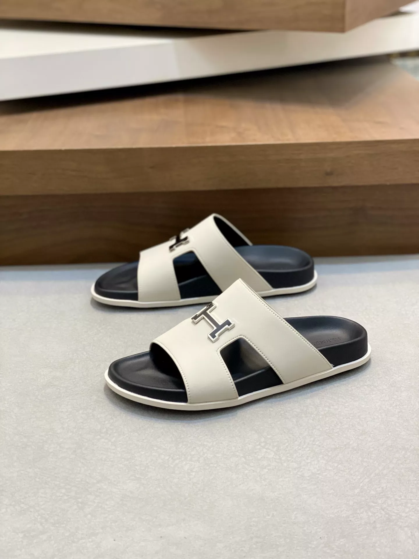 Hermes Slippers For Men Versatile 830