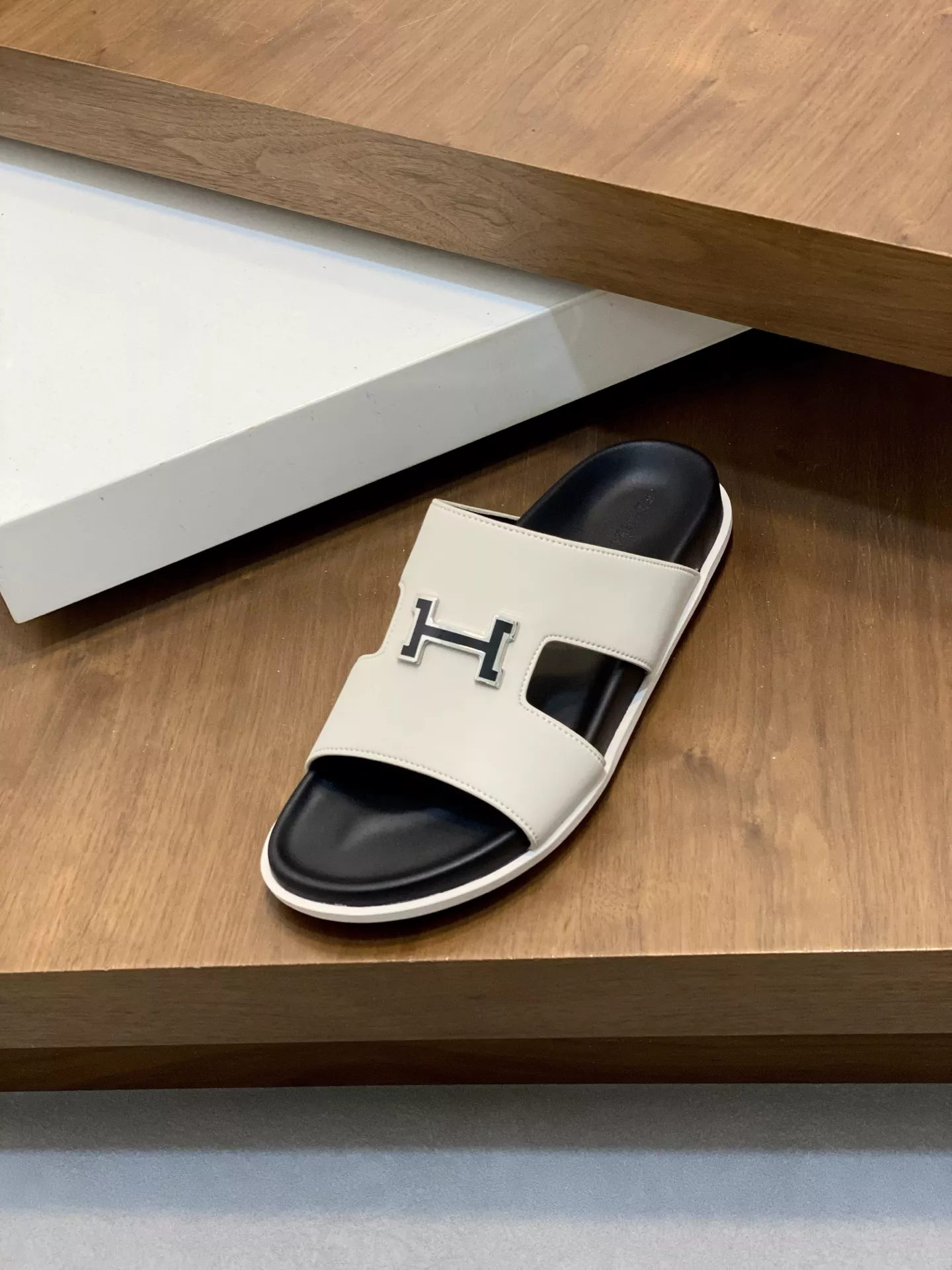 Hermes Slippers For Men Versatile 830