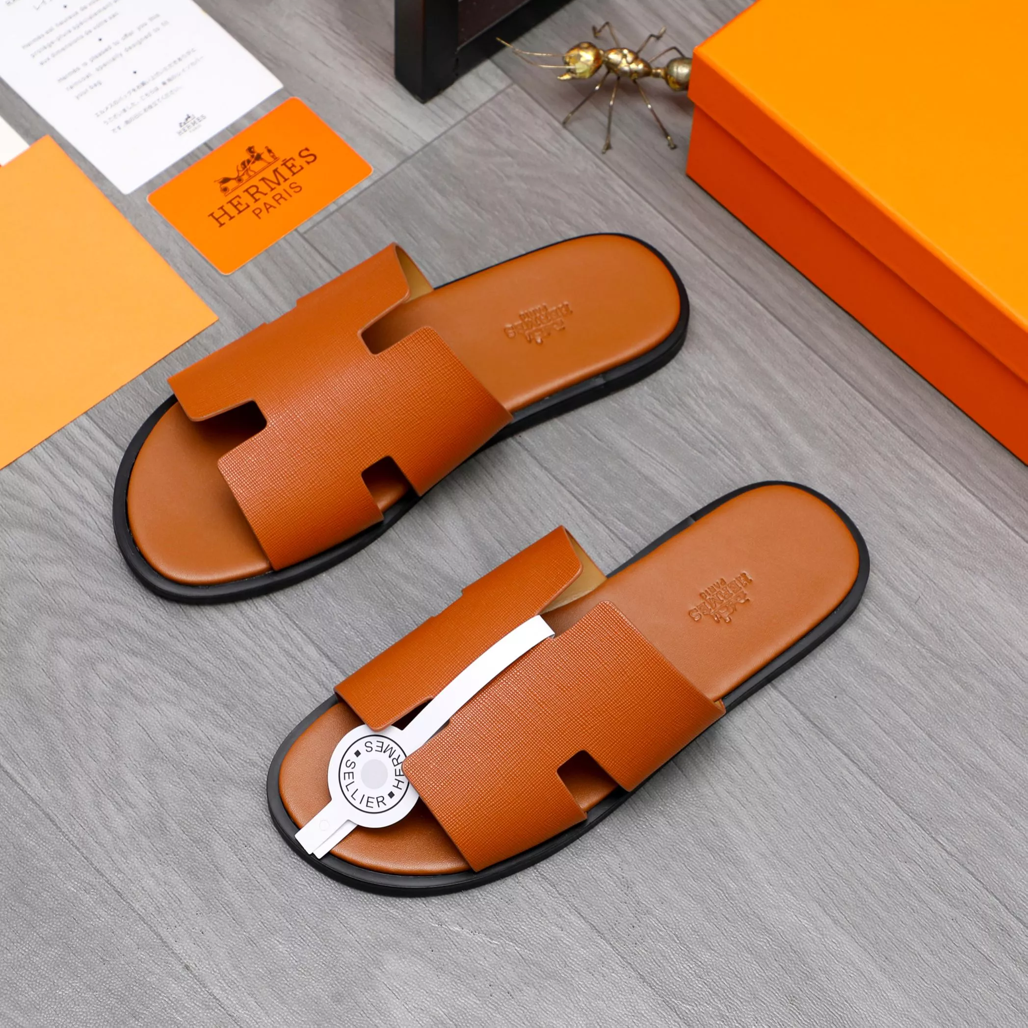 Hermes Slippers For Men Vibrant 6704