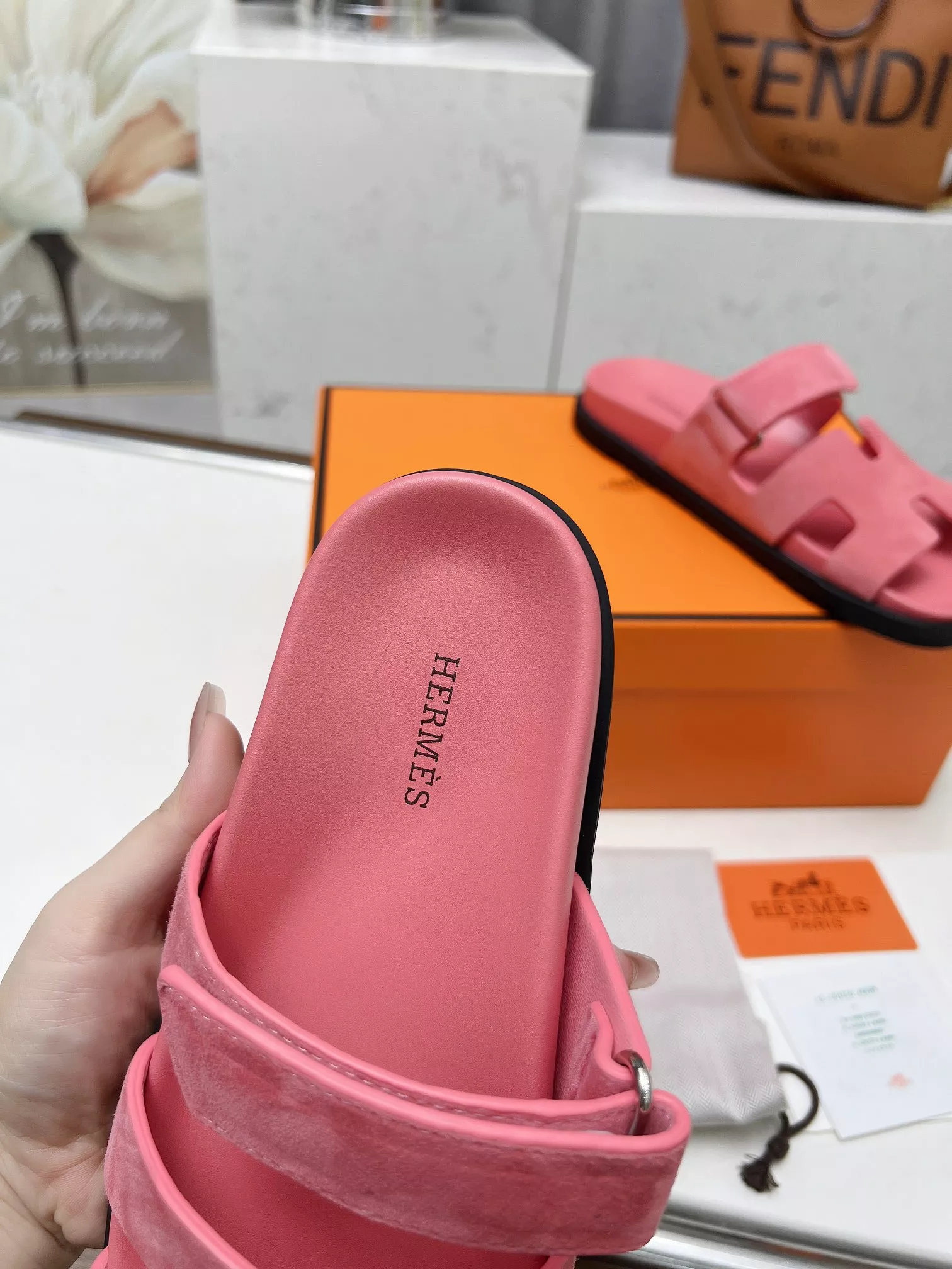 Hermes Slippers For Women Bold 5528
