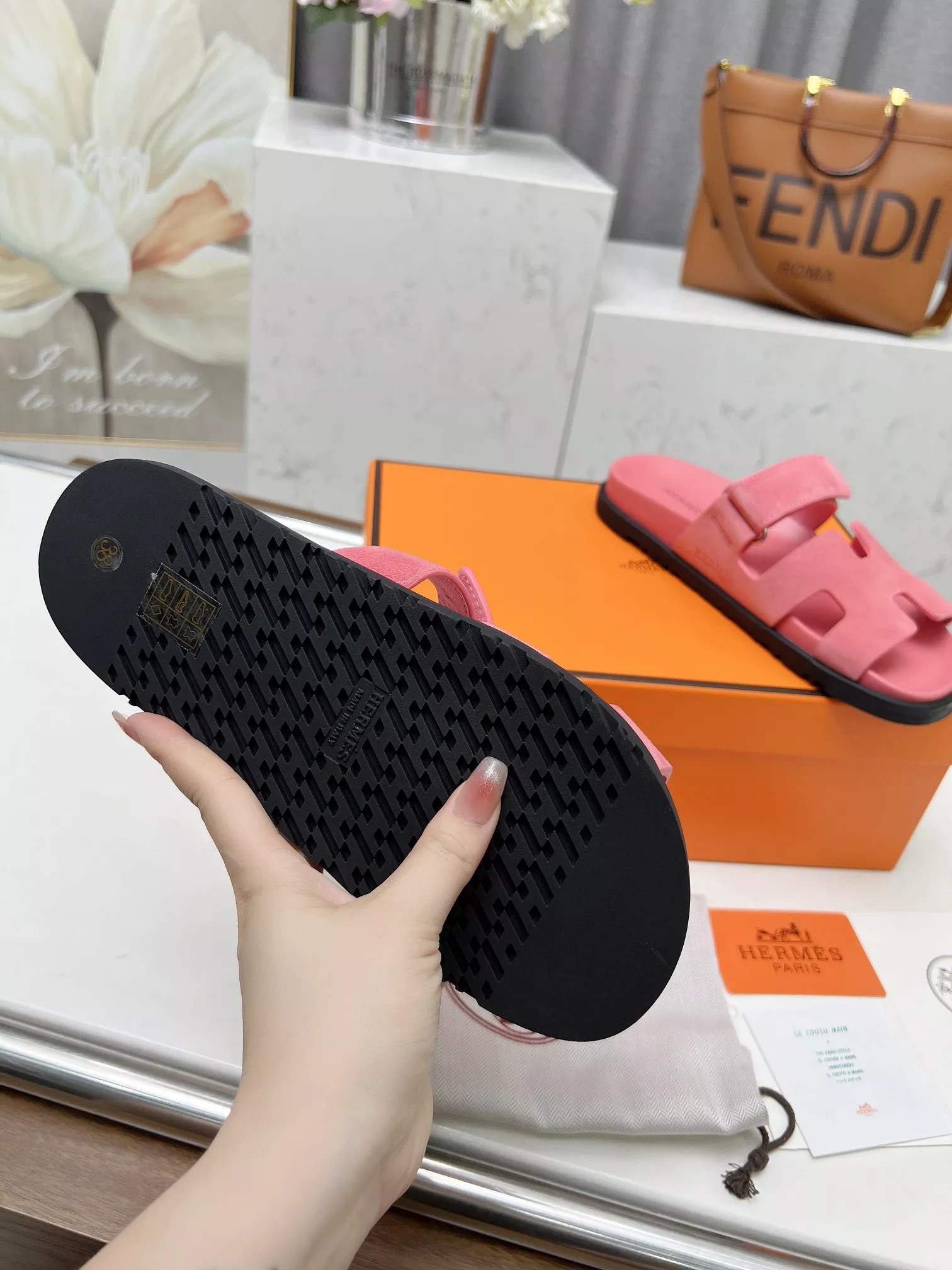 Hermes Slippers For Women Bold 5528