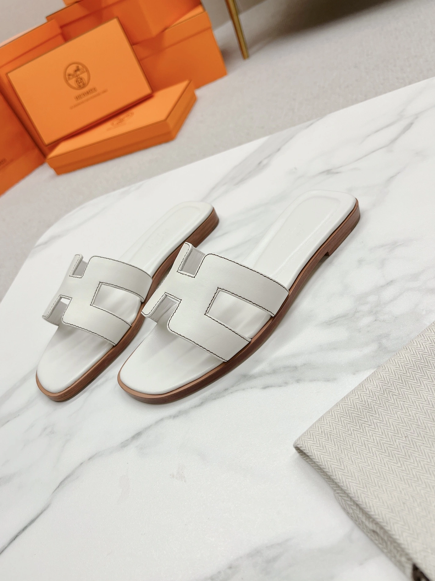 Hermes Slippers For Women Bright 4175