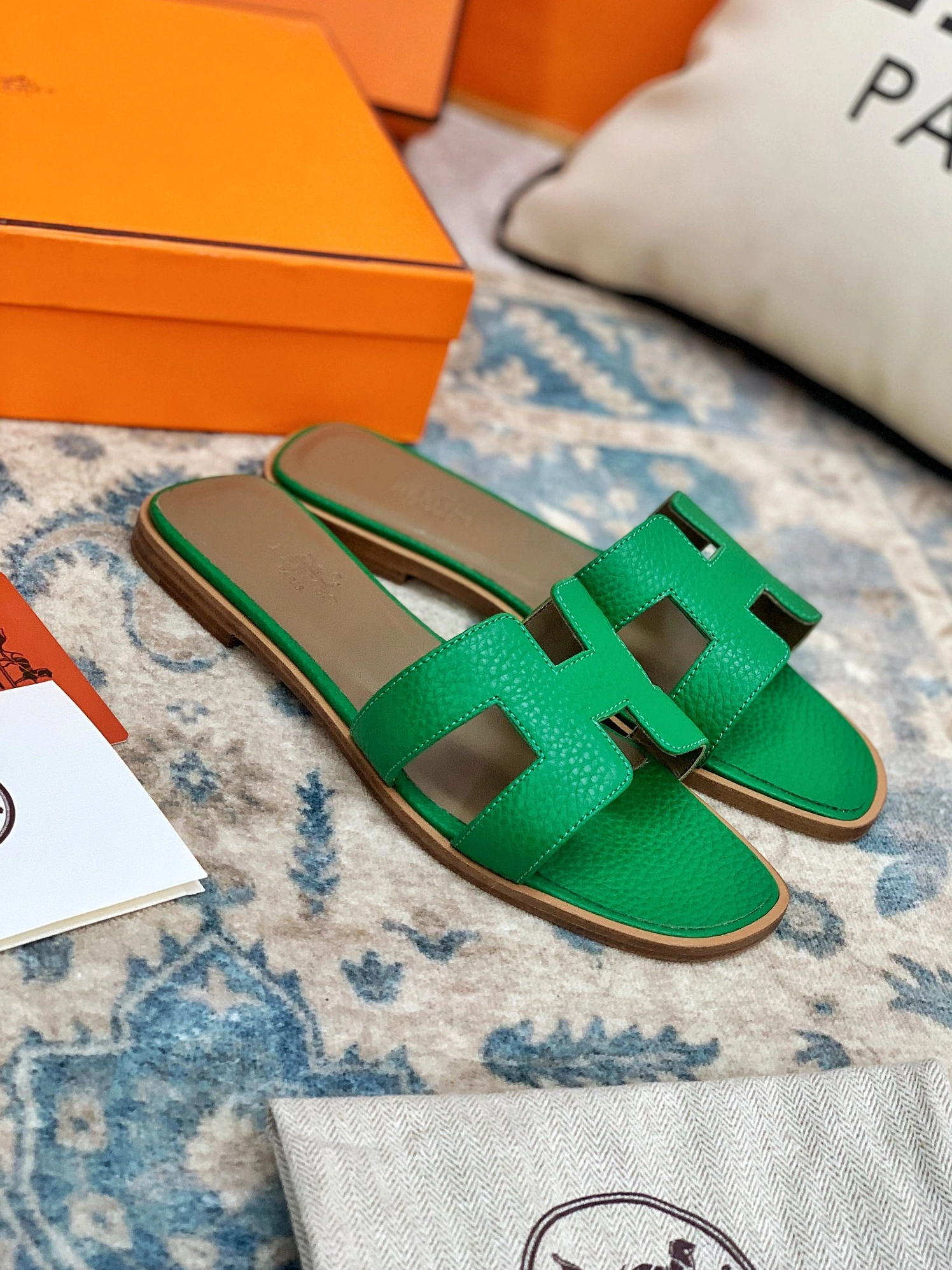 Hermes Slippers For Women Timeless 4061