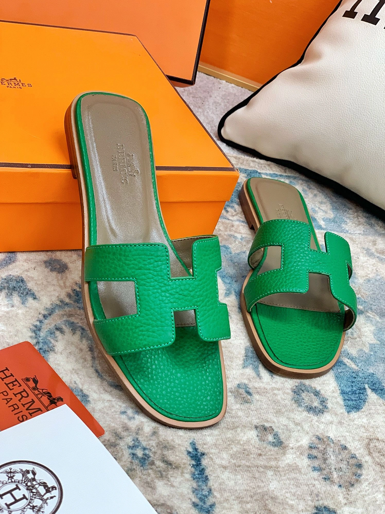 Hermes Slippers For Women Timeless 4061