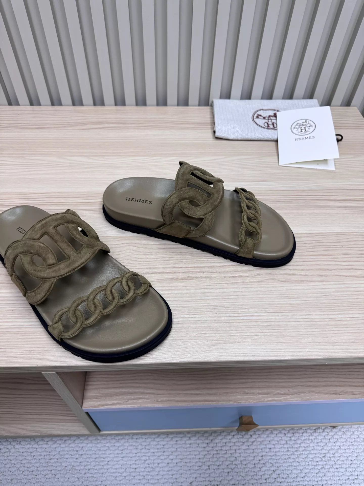 Hermes Slippers For Women Trendsetting 7749