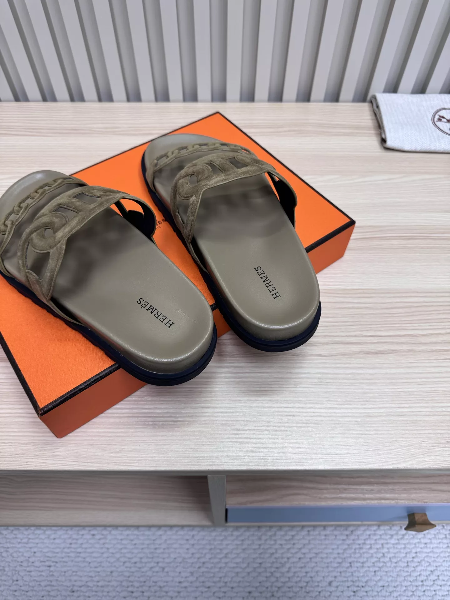 Hermes Slippers For Women Trendsetting 7749