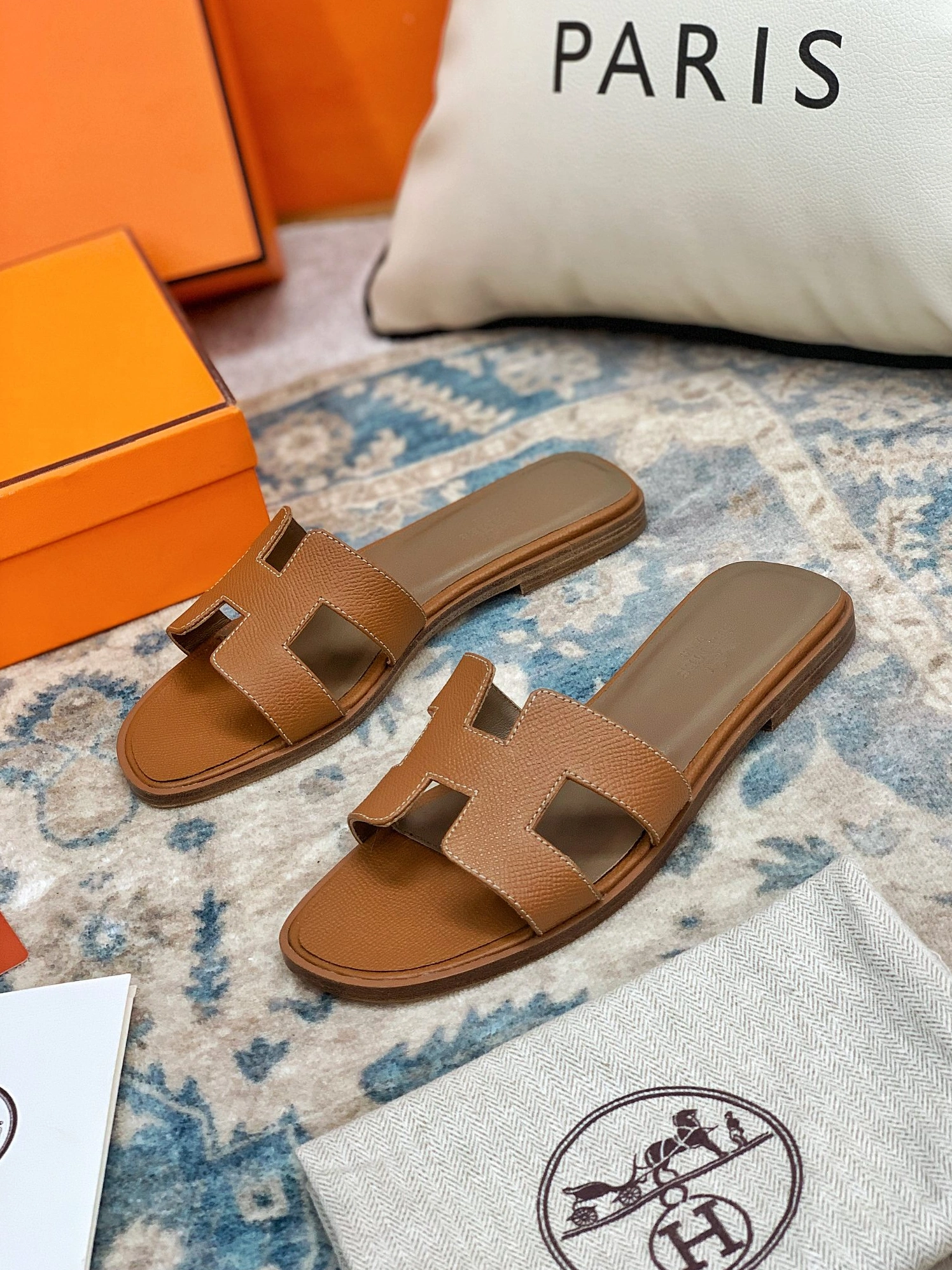 Hermes Slippers For Women Vibrant 3476