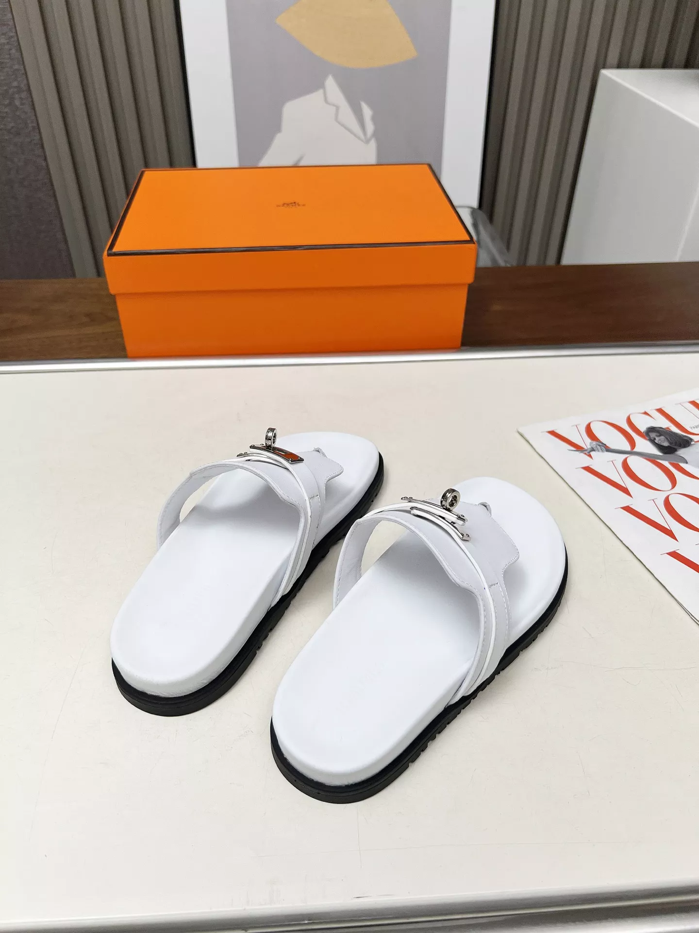 Hermes Slippers For Women Vibrant 9585