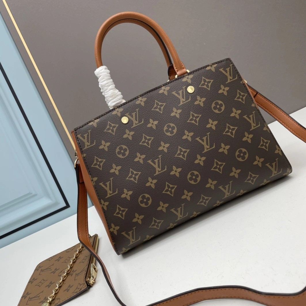 HighQuality 1244 Louis Vuitton AAA Quality Handbags For Women
