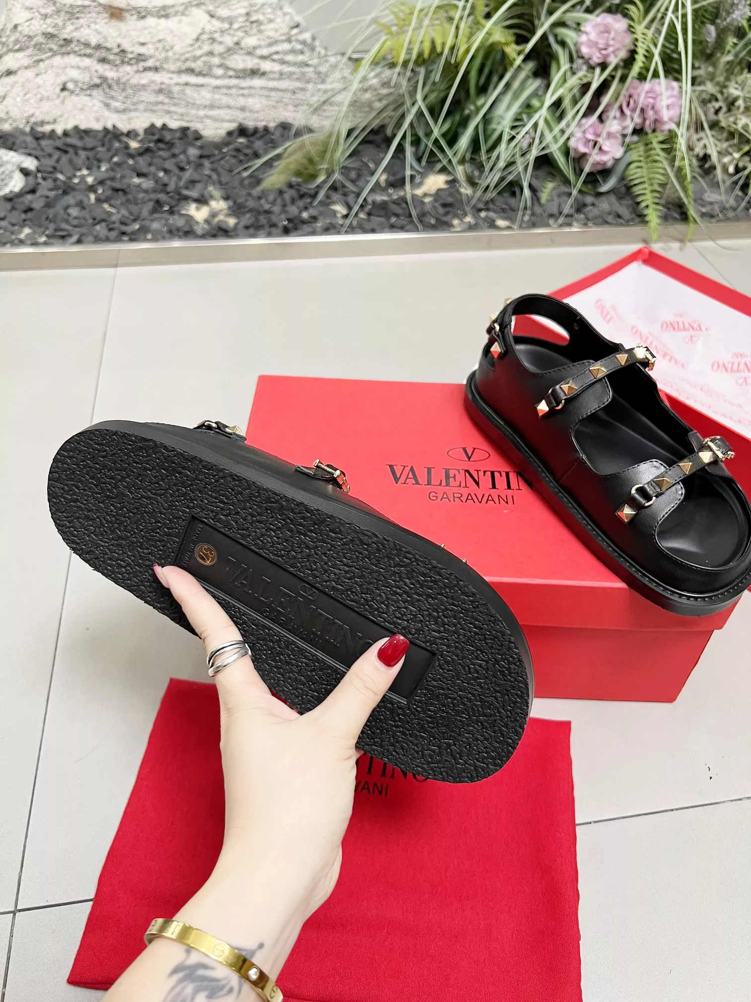 HighQuality 1293 Valentino Sandal For Women