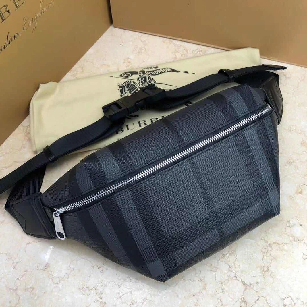 HighQuality 1379 Burberry AAA Man Messenger Bags