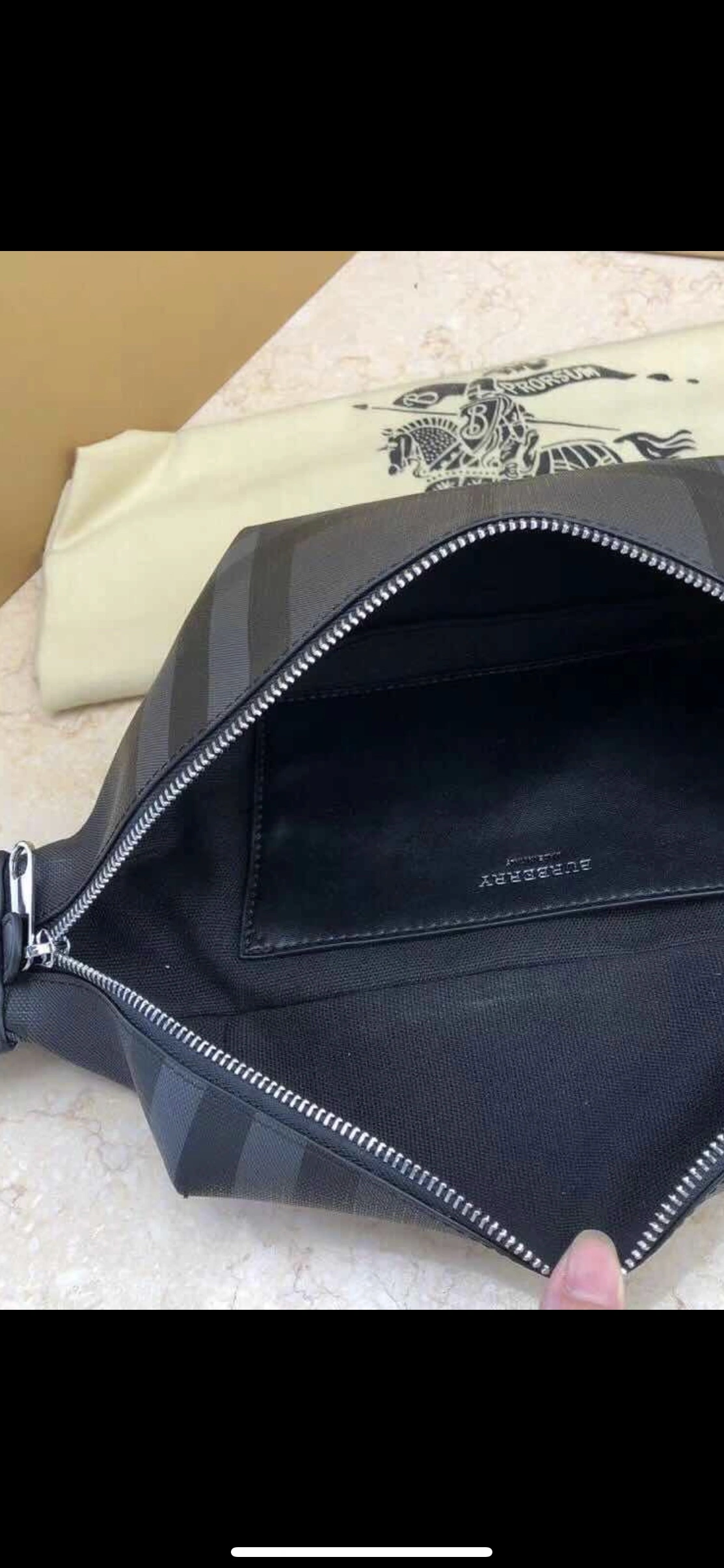 HighQuality 1379 Burberry AAA Man Messenger Bags