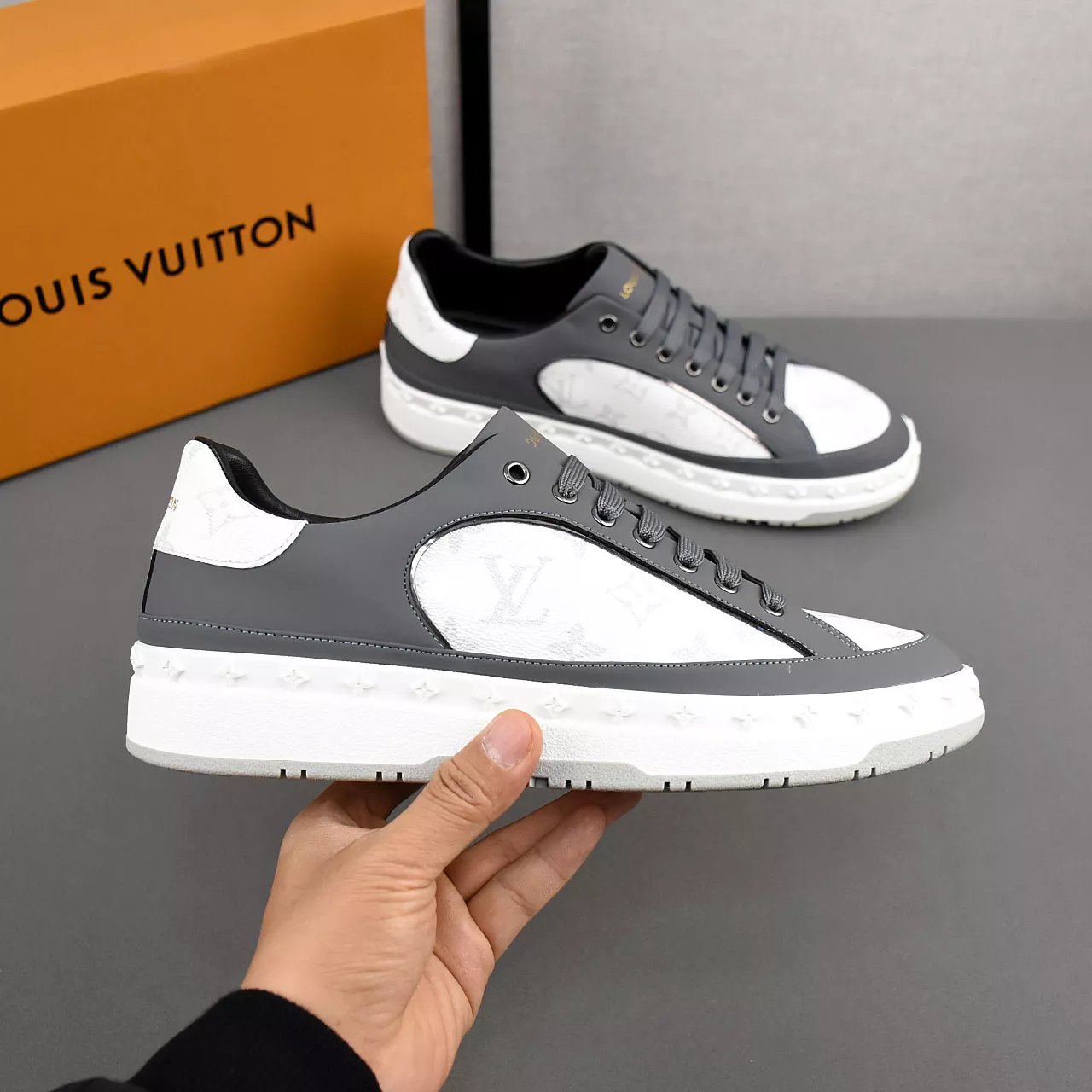 HighQuality 1442 Louis Vuitton Casual Shoes For Men