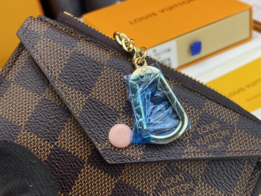 HighQuality 1561 Louis Vuitton LV Card Case For Women