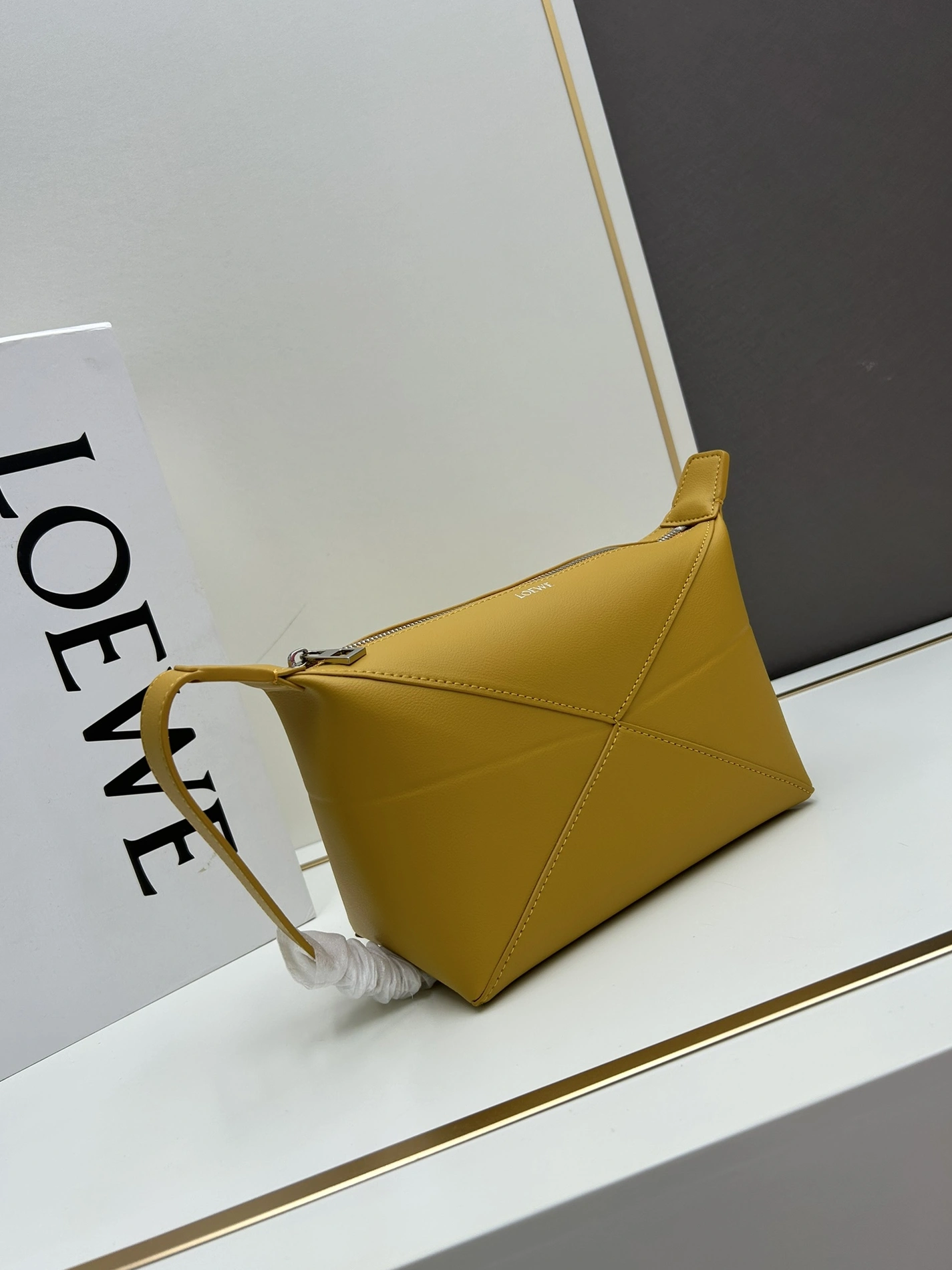 HighQuality 1585 LOEWE AAA Quality Handbags For Women