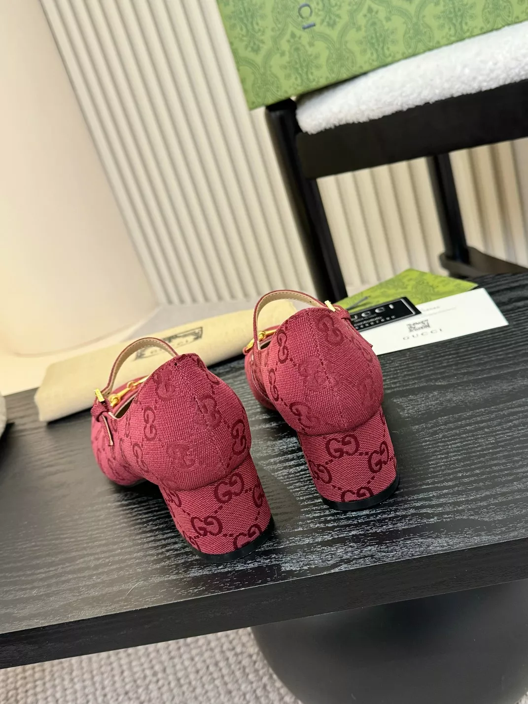 HighQuality 2010 Gucci High-Heeled Shoes For Women