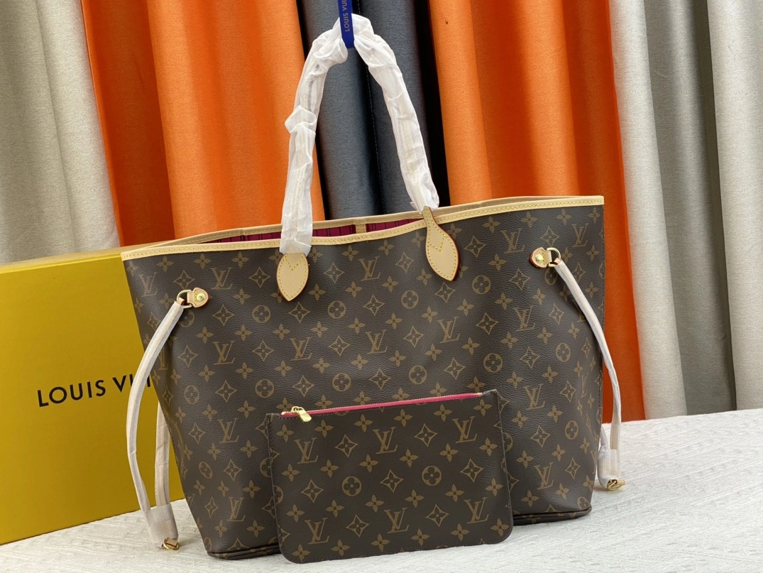 HighQuality 2537 Louis Vuitton AAA Quality Shoulder Bags In Rose Red For Women