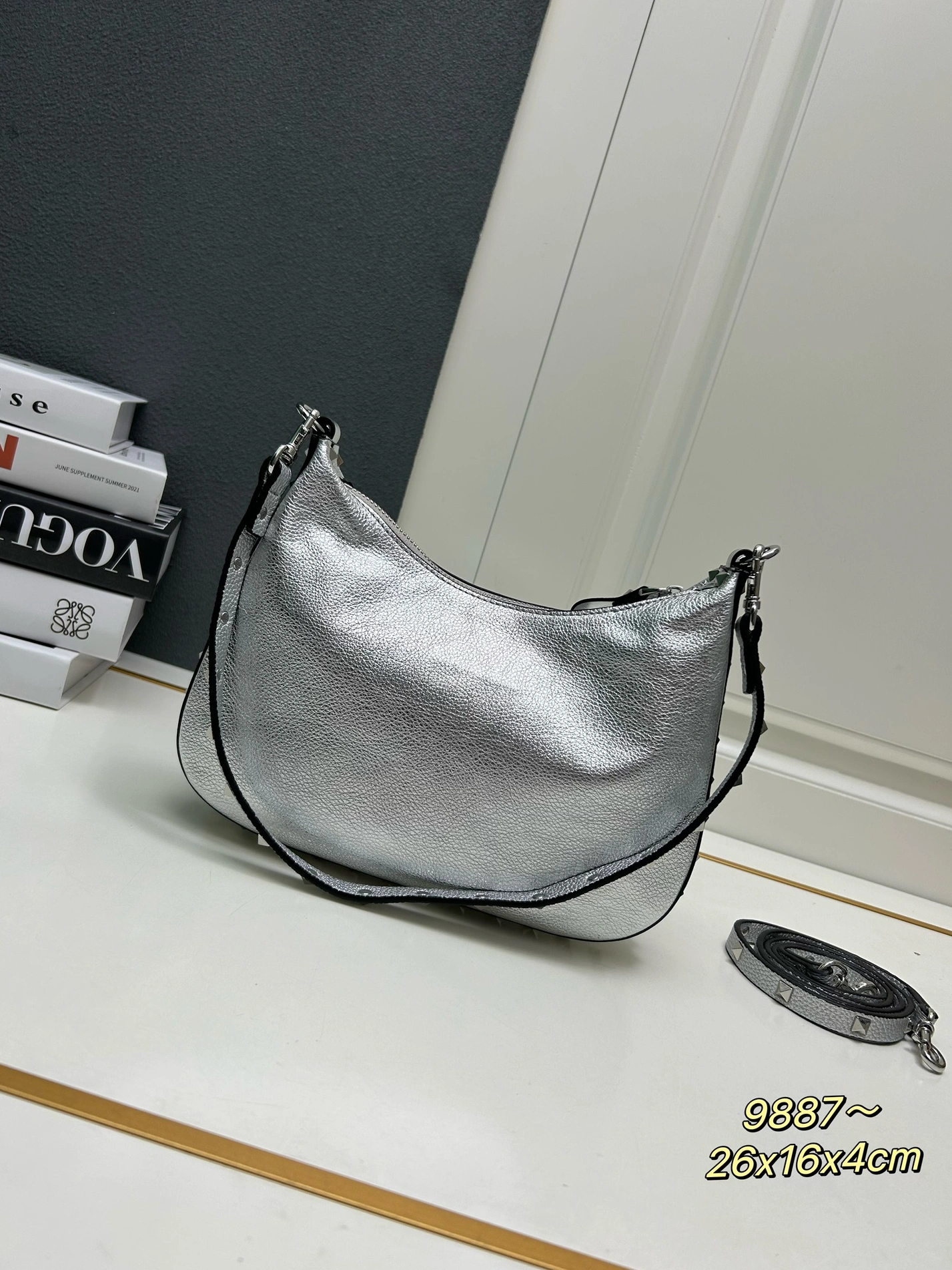 HighQuality 2695 Valentino AAA Quality Shoulder Bags For Women