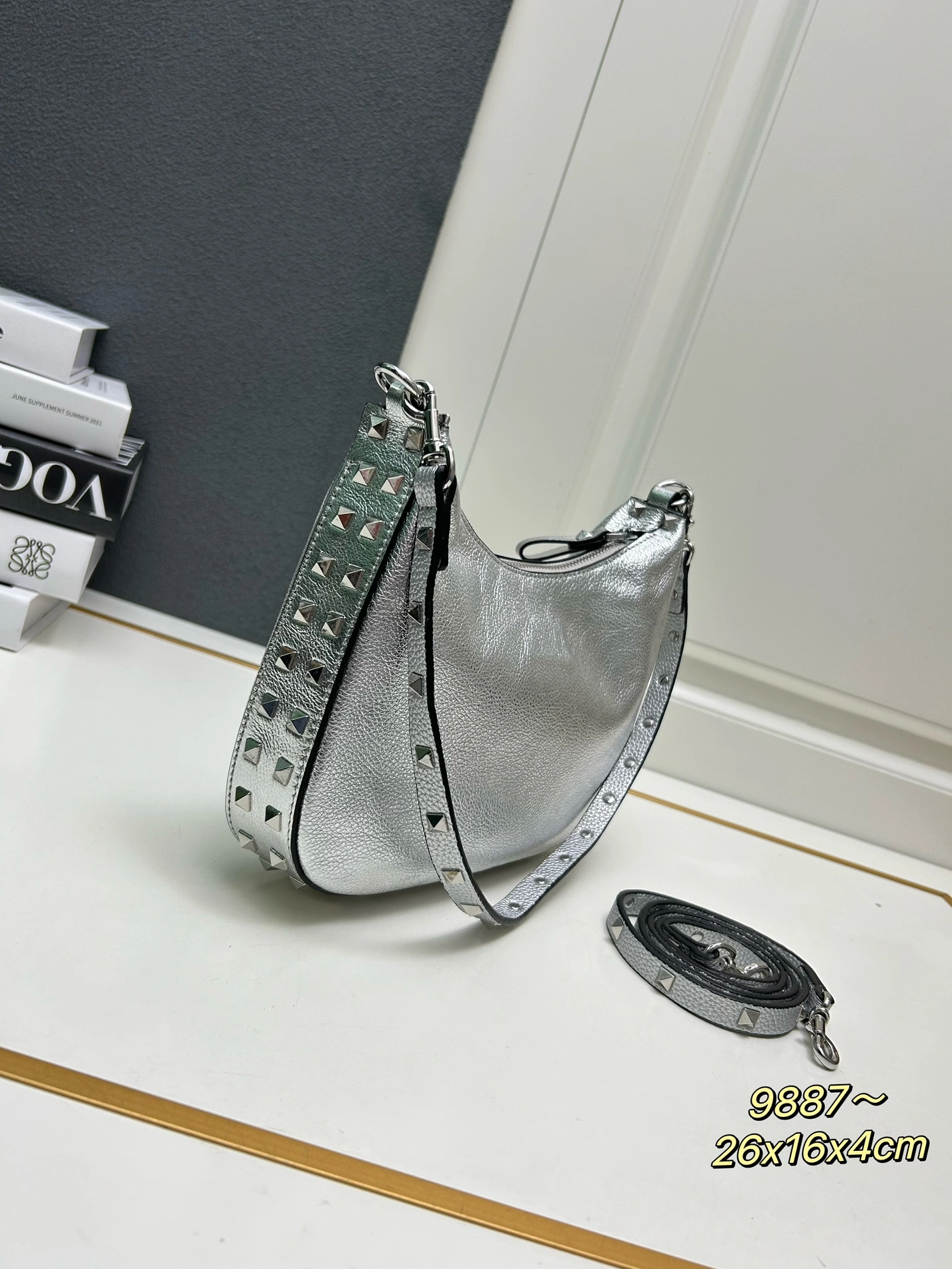 HighQuality 2695 Valentino AAA Quality Shoulder Bags For Women