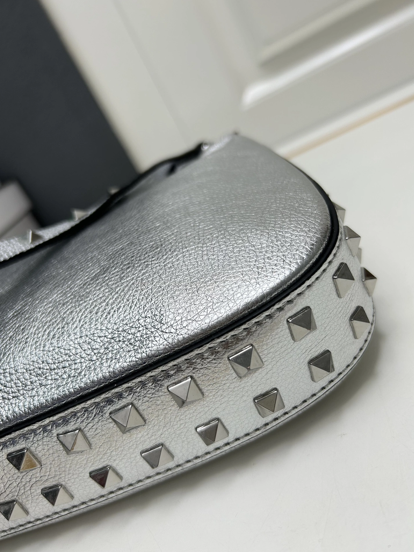 HighQuality 2695 Valentino AAA Quality Shoulder Bags For Women