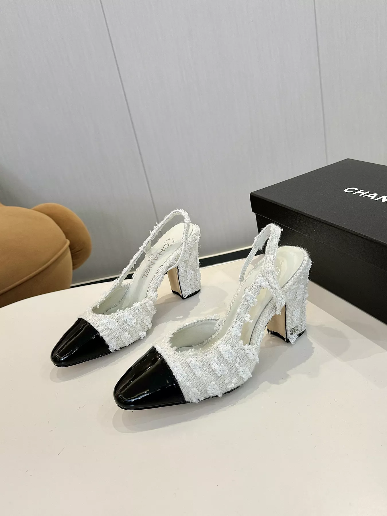HighQuality 2872 Chanel Sandal For Women