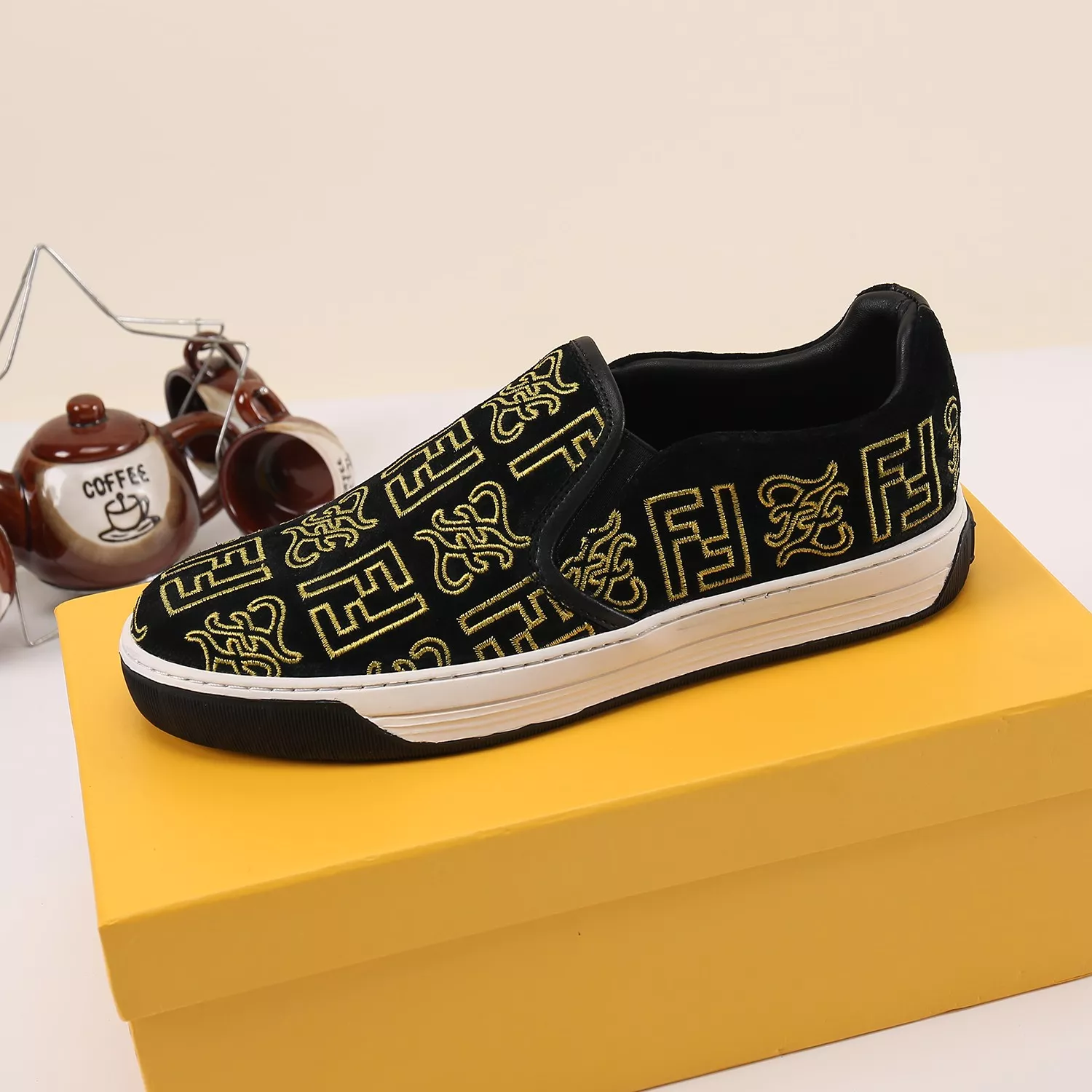 HighQuality 2931 Fendi Casual Shoes For Men