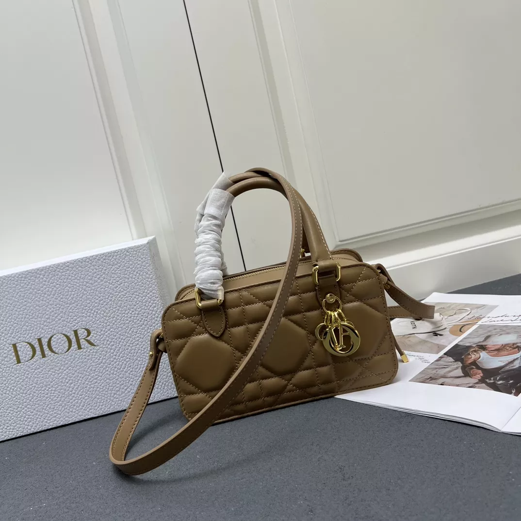 HighQuality 2944 Christian Dior AAA Quality Handbags For Women