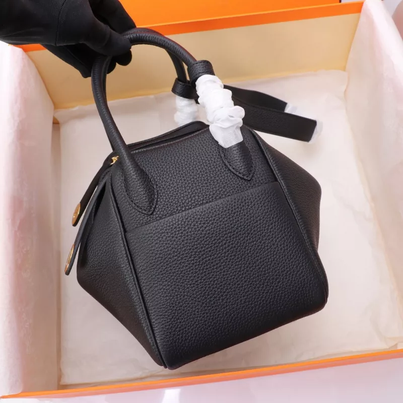 HighQuality 3289 Hermes AAA Quality Handbags In Gold For Women