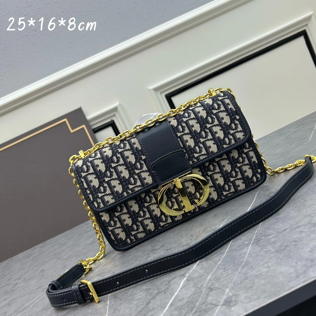 HighQuality 3327 Christian Dior AAA Quality Messenger Bags For Women
