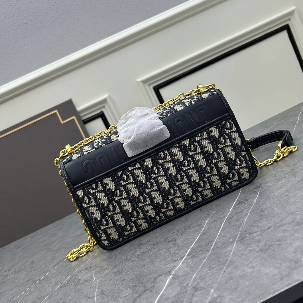HighQuality 3327 Christian Dior AAA Quality Messenger Bags For Women