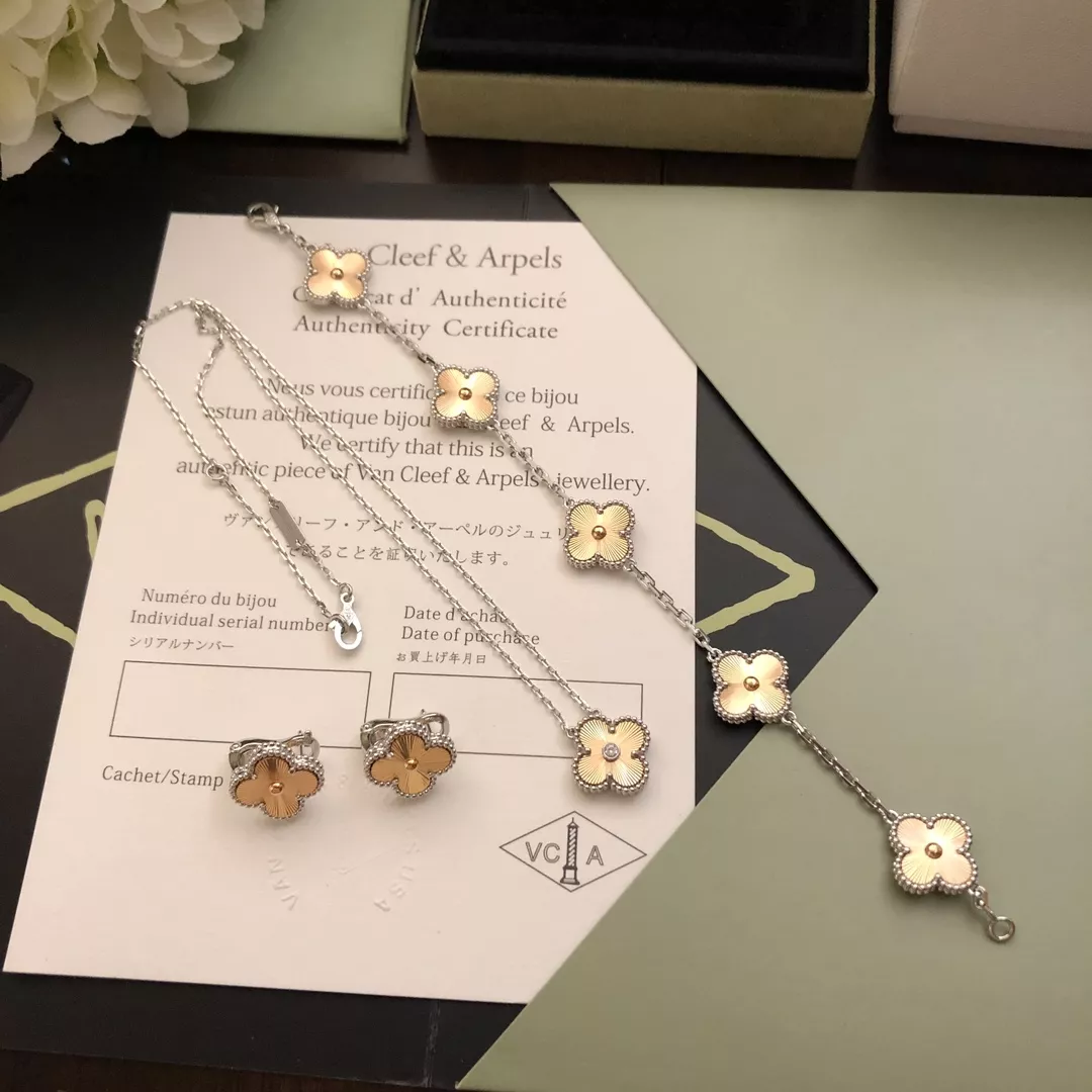 HighQuality 3328 Van Cleef & Arpels Jewelry Set For Women