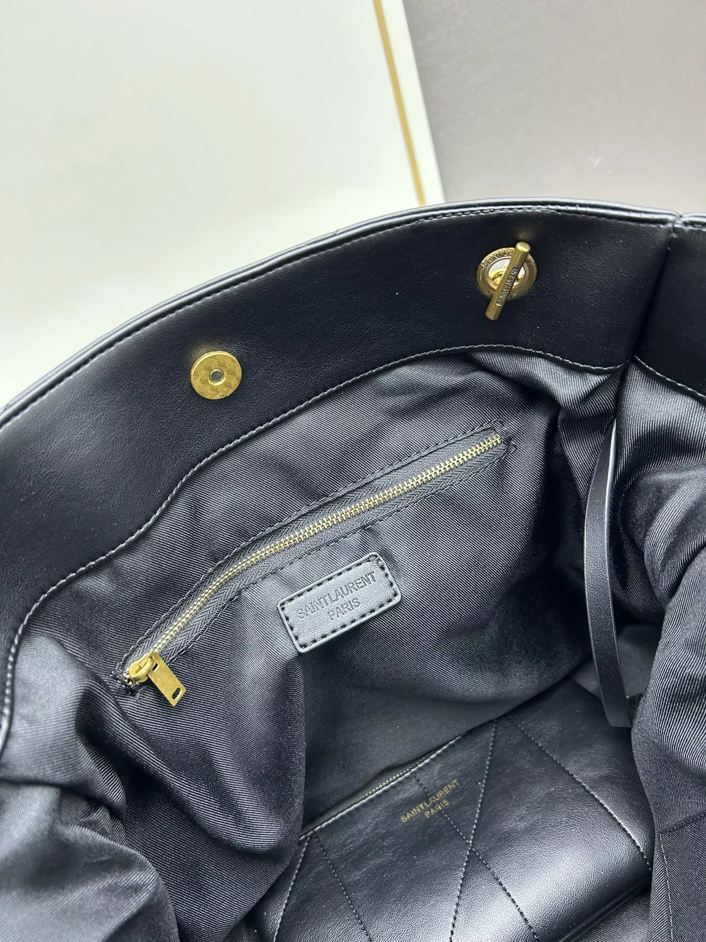 HighQuality 3647 Yves Saint Laurent YSL AAA Quality Shoulder Bags For Unisex