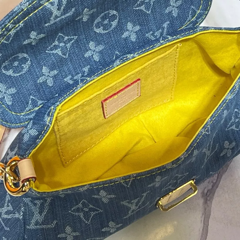 HighQuality 3697 Louis Vuitton AAA Quality Shoulder Bags For Women