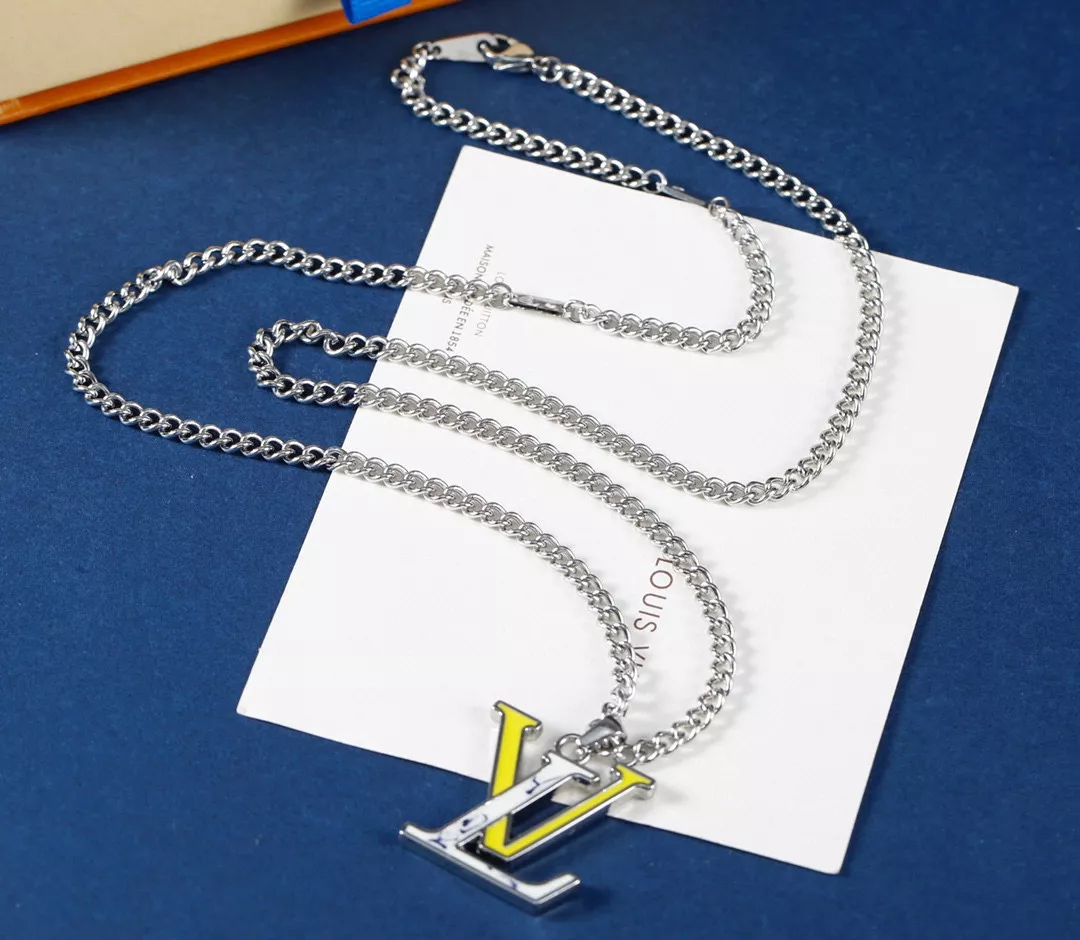 HighQuality 3930 Louis Vuitton Necklaces