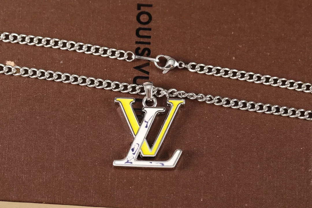 HighQuality 3930 Louis Vuitton Necklaces