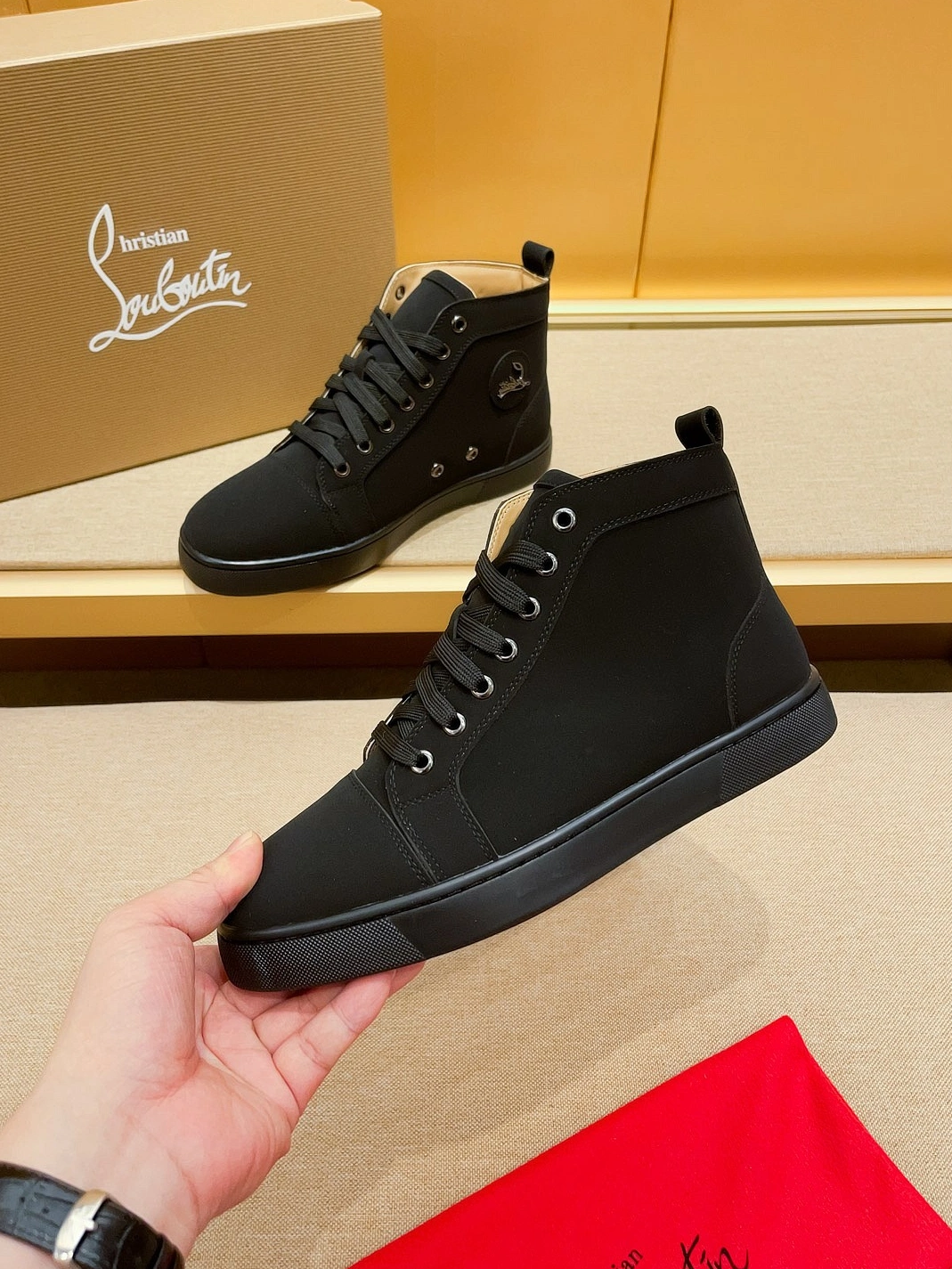 HighQuality 4000 Christian Louboutin High Top Shoes For Men
