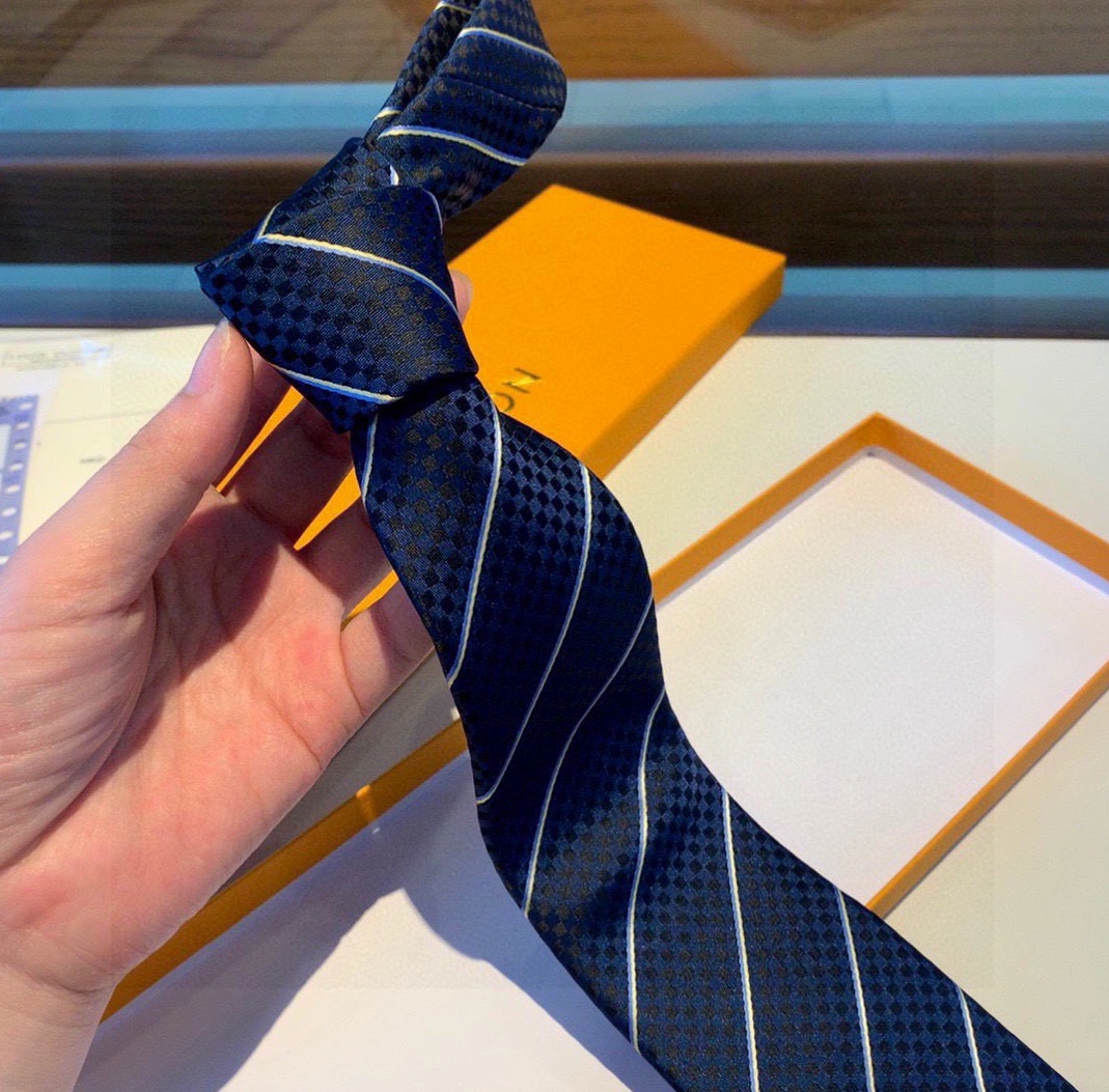 HighQuality 4067 Louis Vuitton LV Necktie For Men