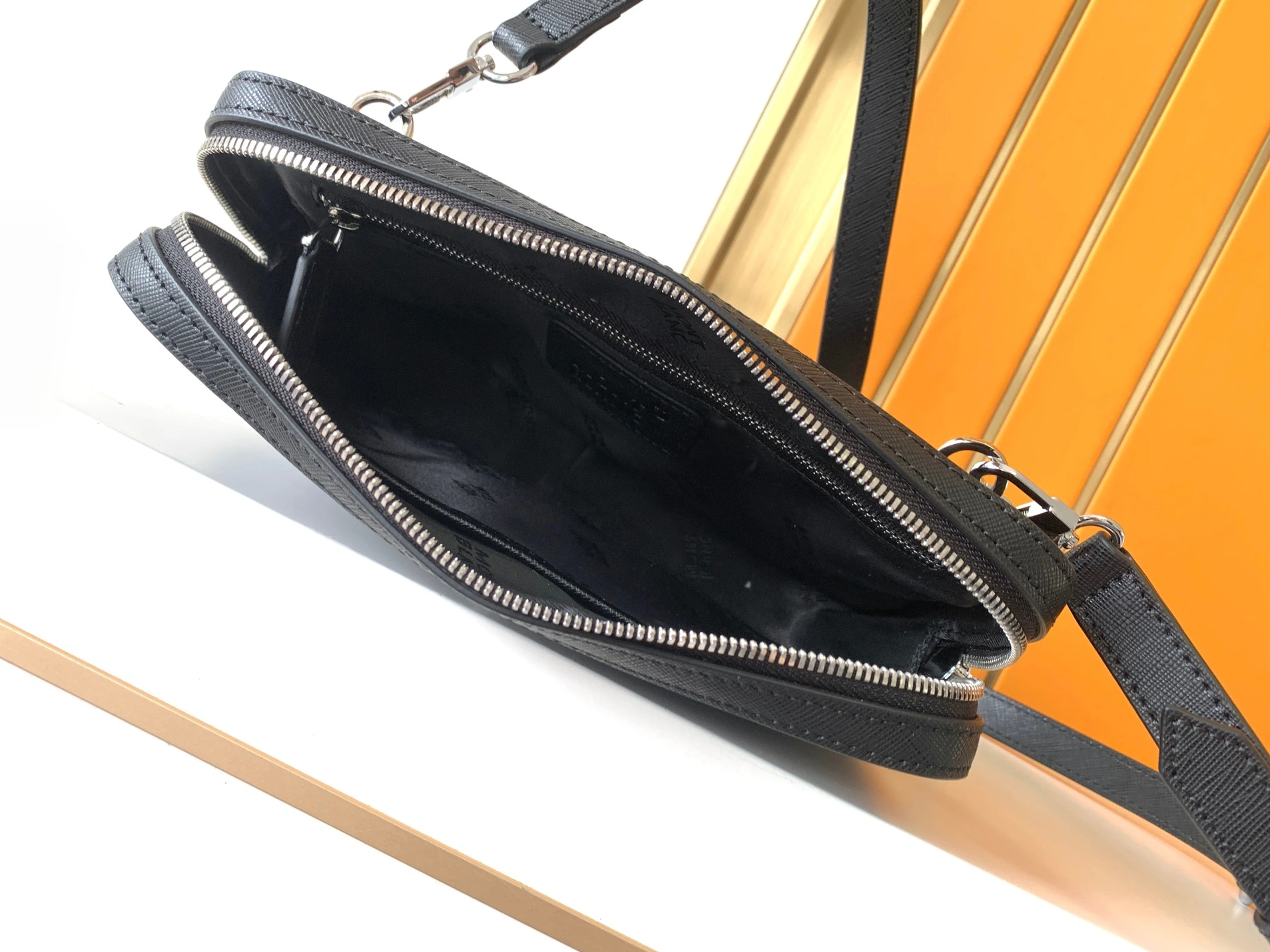 HighQuality 4394 Mont Blanc AAA Man Messenger Bags