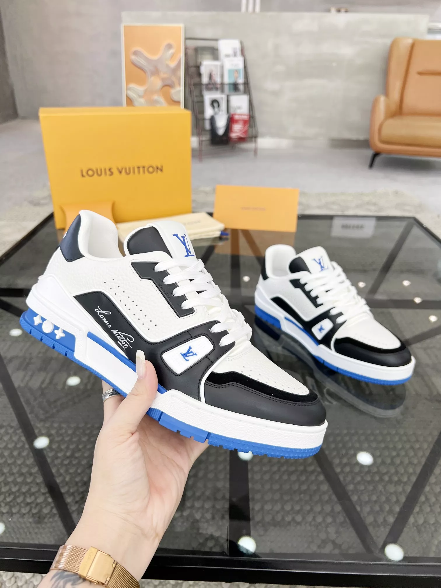 HighQuality 4421 Louis Vuitton Casual Shoes For Men