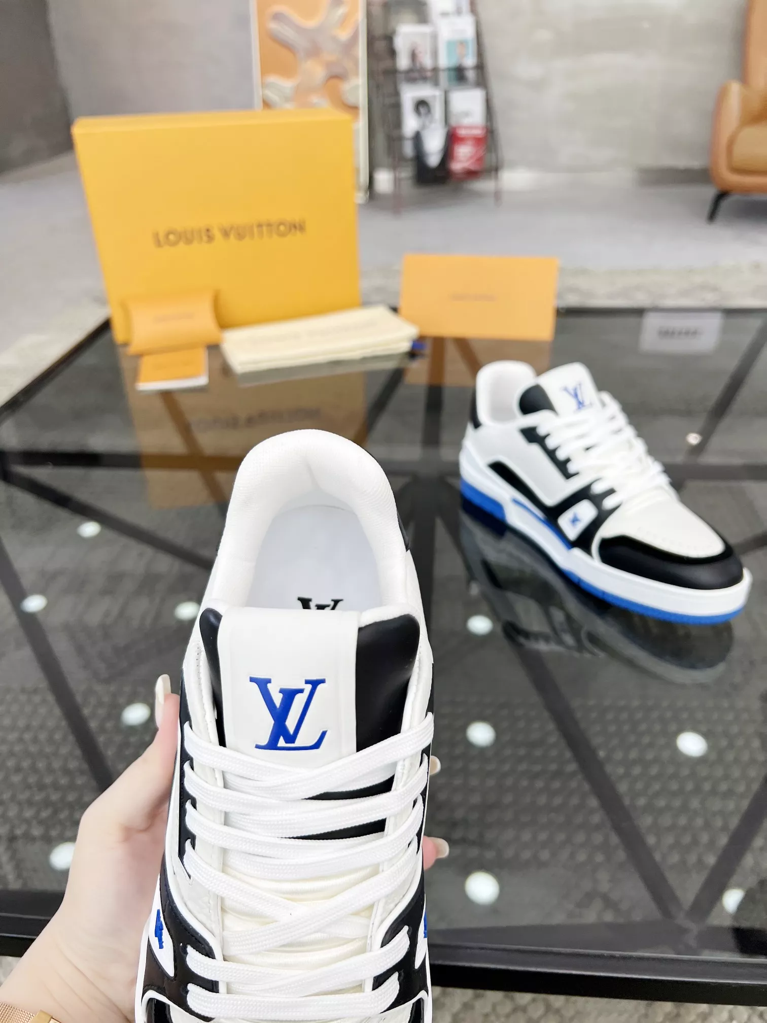 HighQuality 4421 Louis Vuitton Casual Shoes For Men