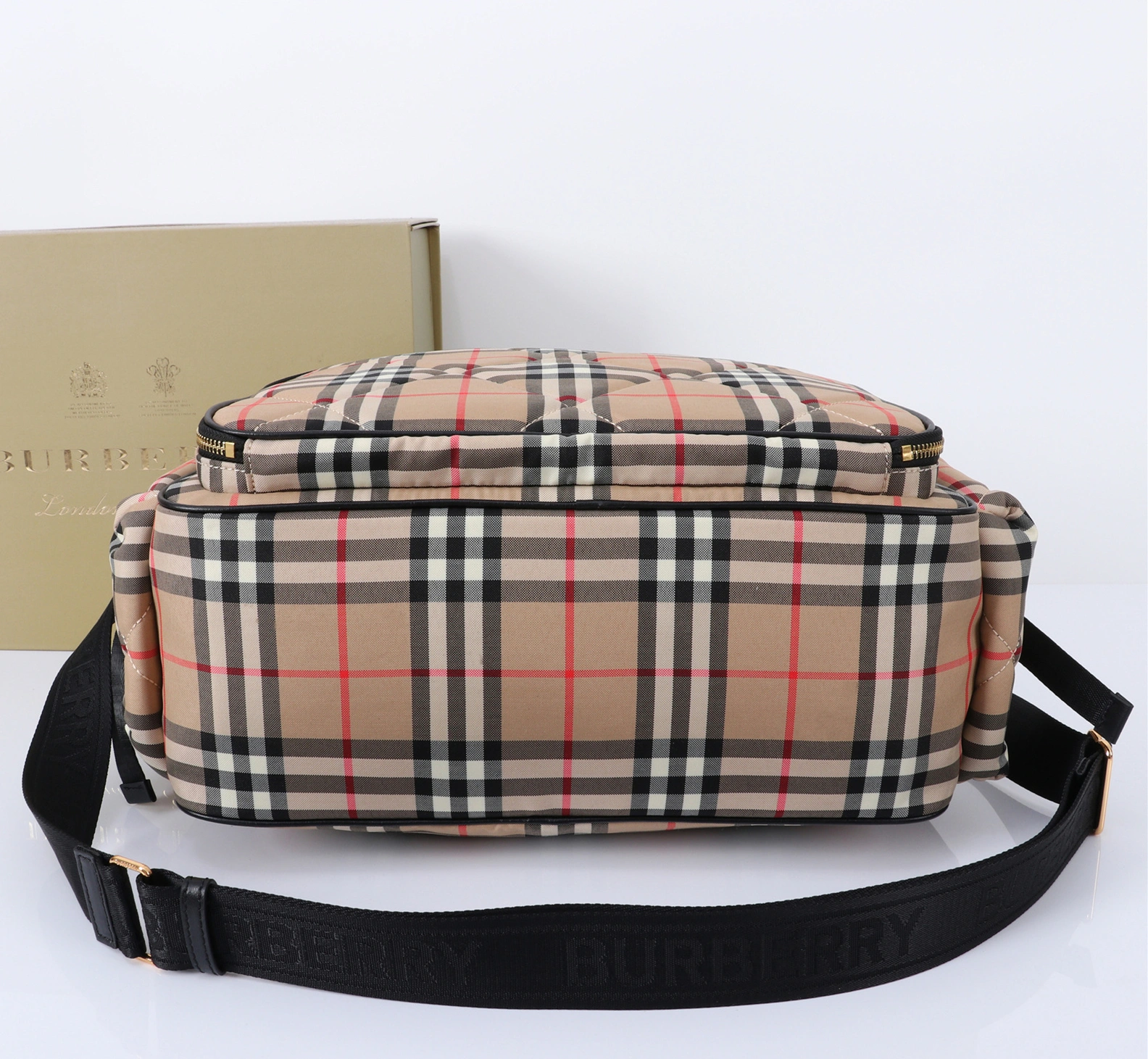 HighQuality 4670 Burberry AAA Quality Handbags For Unisex