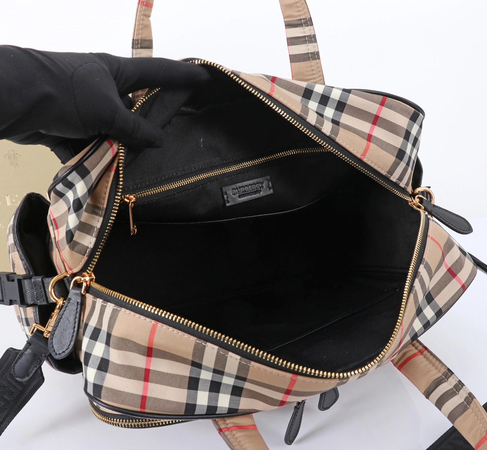HighQuality 4670 Burberry AAA Quality Handbags For Unisex
