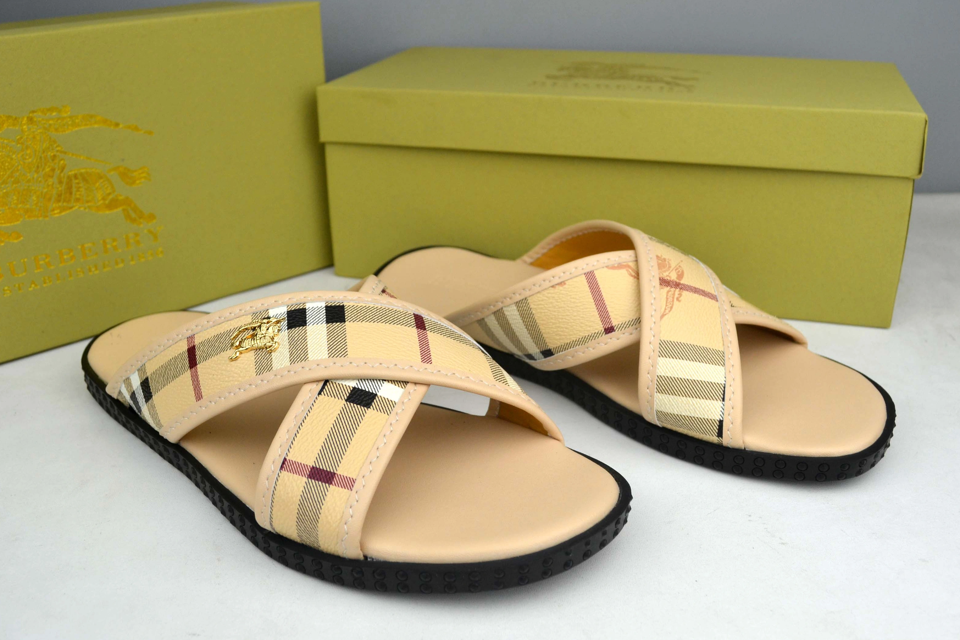 HighQuality 5109 Burberry Slippers For Men