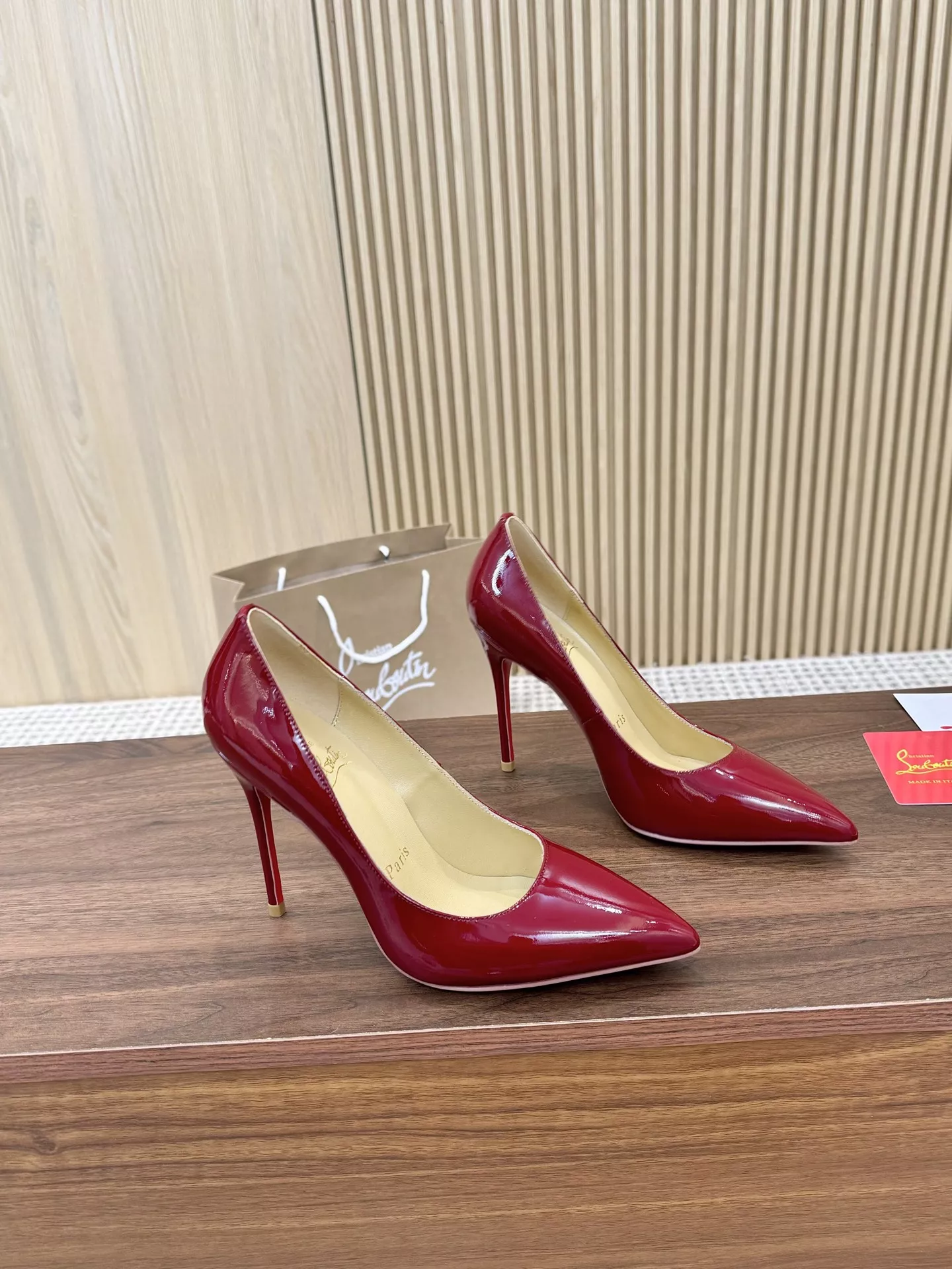 HighQuality 5209 Christian Louboutin High-heeled shoes For Women