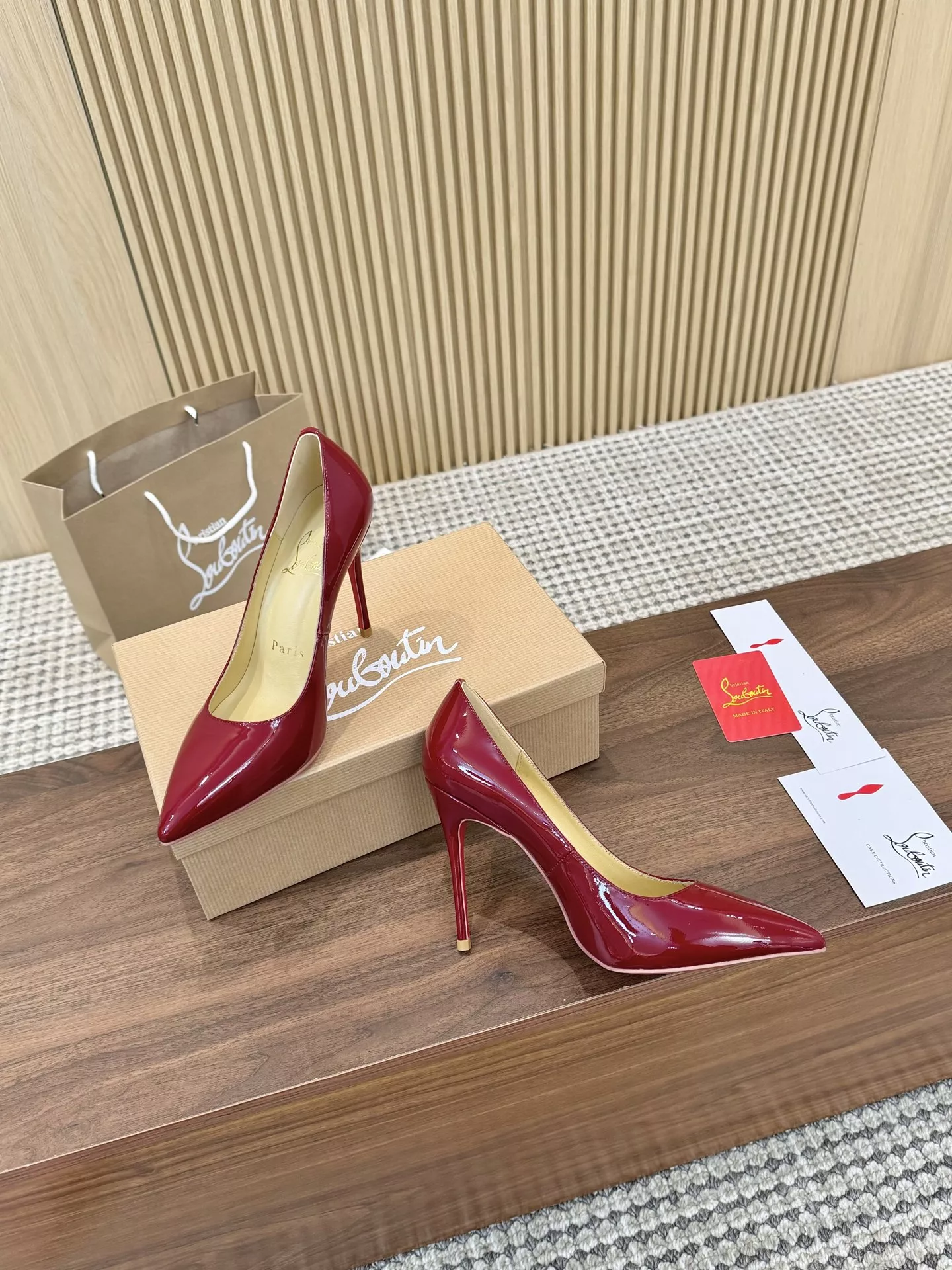 HighQuality 5209 Christian Louboutin High-heeled shoes For Women